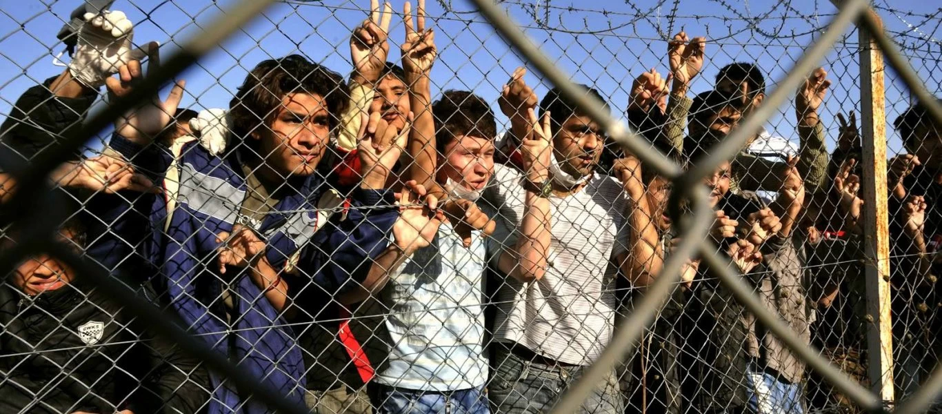 Δύο ακόμη ομάδες Αφγανών έφθασαν στην Αλβανία - Συνολικά 4.000 θα τοποθετηθούν στην χώρα